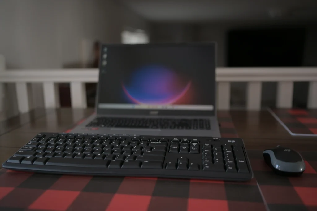 Logitech MK270 2.4GHz Wireless Keyboard and Mouse Combo Comprehensive Review